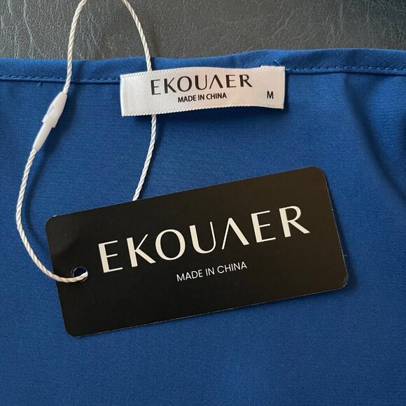 Ekouaer Womens Camisole Tank Medium Adjustable Spaghetti Straps Lightweight New - Picture 4 of 6